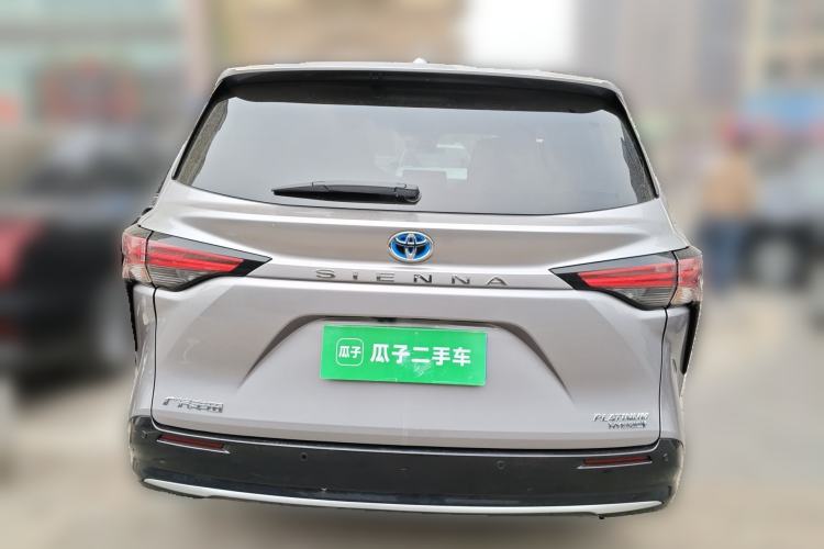 Used Toyota SIENNA 2021 2.5L Hybrid Platinum Edition Rear