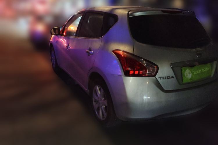 Used Nissan Tiida 2011 1.6L CVT Luxury Edition Rear Left 45 Deg