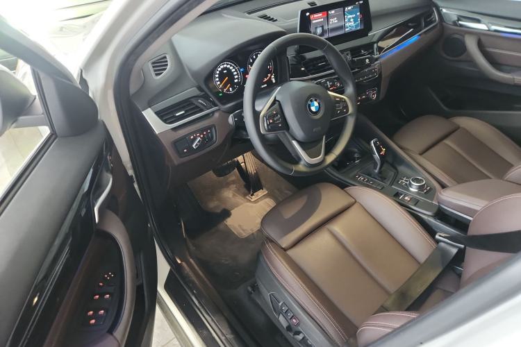 Used BMW X1 2020 sDrive25Li Leading Model
