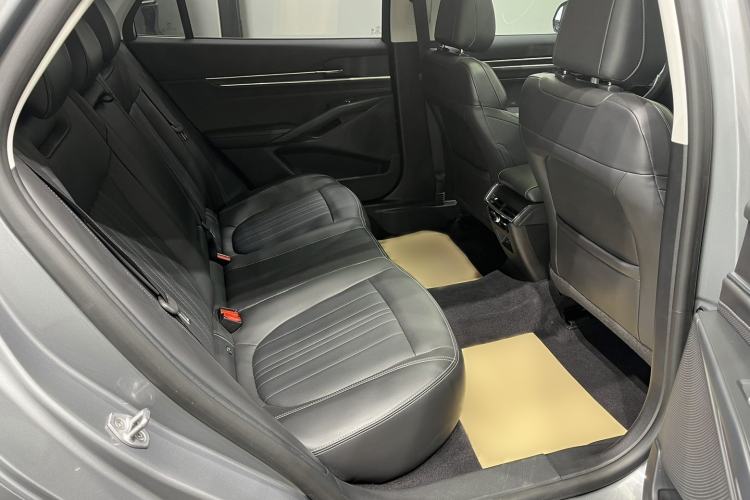 Used Ford Mondeo 2025 2.0T EcoBoost Luxury Version
