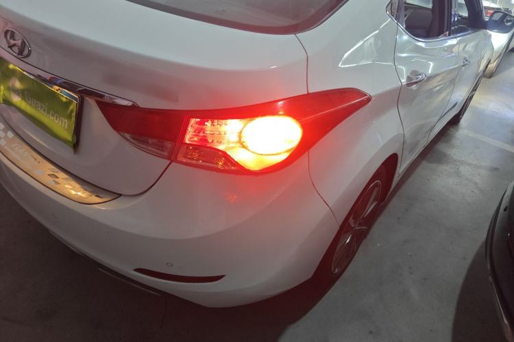 Used Hyundai Elantra (5th Generation / Langdong) 2015 1.6L Automatic Luxury Model Right Rear Taillight