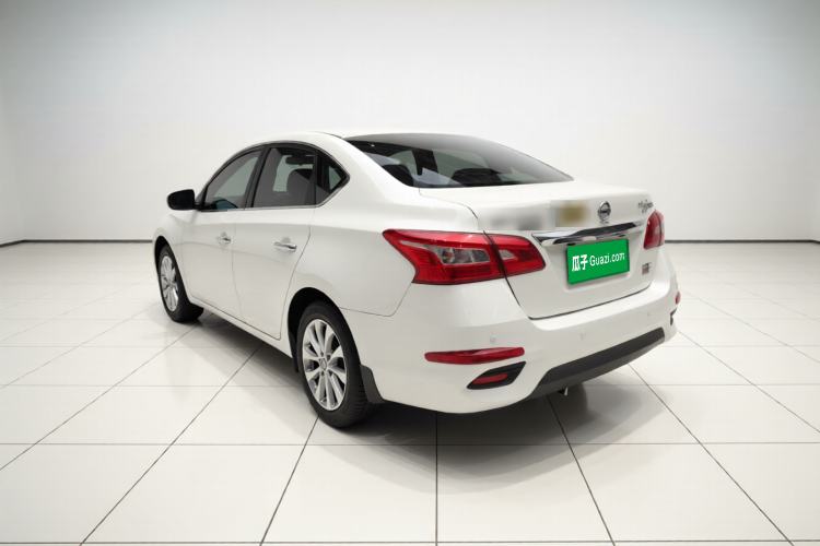 Used Nissan Sylphy 2021 Classic 1.6XL CVT Luxury Edition Exterior 3