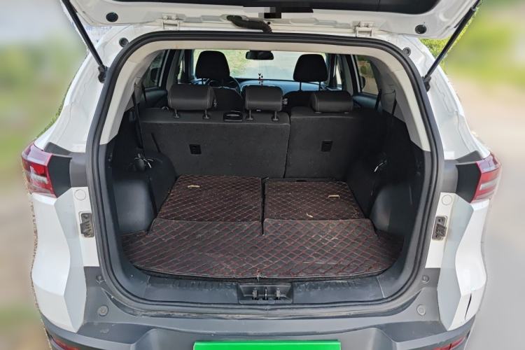 Used JETOUR X70M 2022 1.5T Manual Advanced Partner 7-Seater

