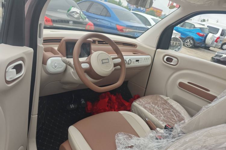 Used Bestune Pony 2026 Model 222km Shining Horse Interior 3