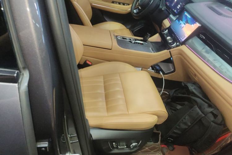 Used Lynk & Co 09 EM-P 2023 2.0TD EM-P Long-Range Version PM 7-Seater
