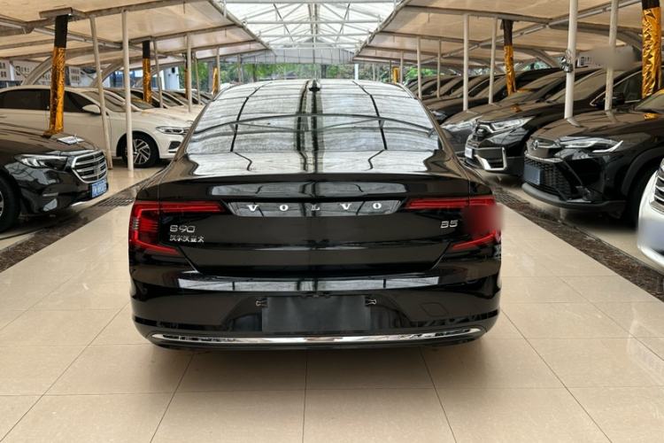Used Volvo S90 2024 B5 Zhiyuan Luxury Edition
