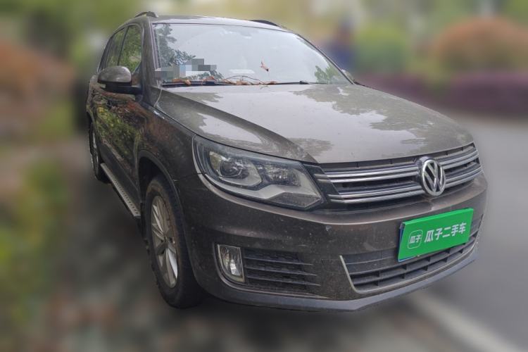 Used Volkswagen Tiguan 2015 1.8TSI Automatic All-Wheel Drive Comfort Edition Front Right 45 Deg