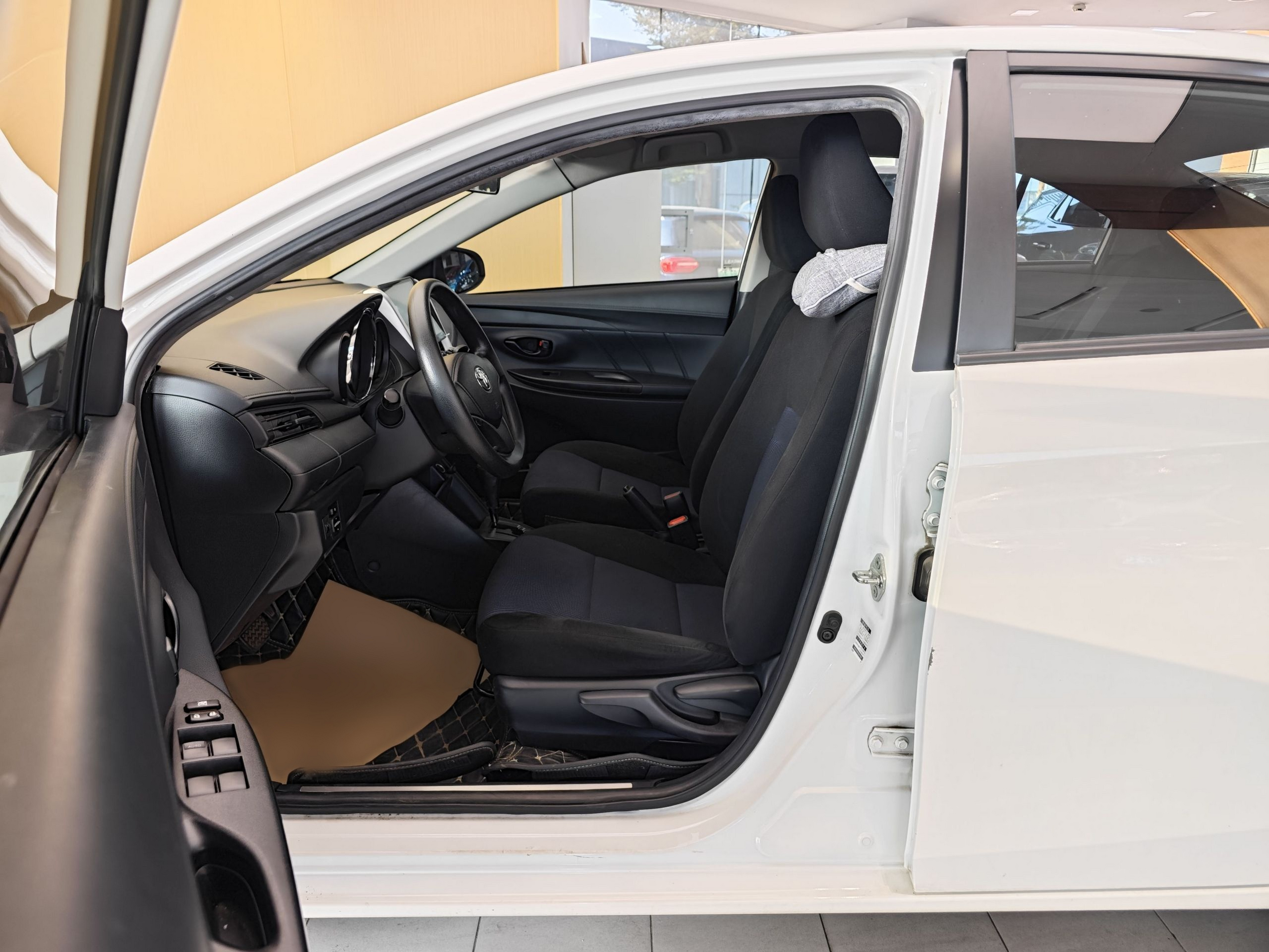 Avant de la voiture