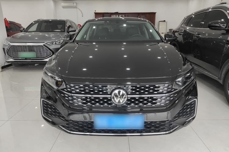 Used Volkswagen Passat 2022 330TSI Starry Elite Edition
