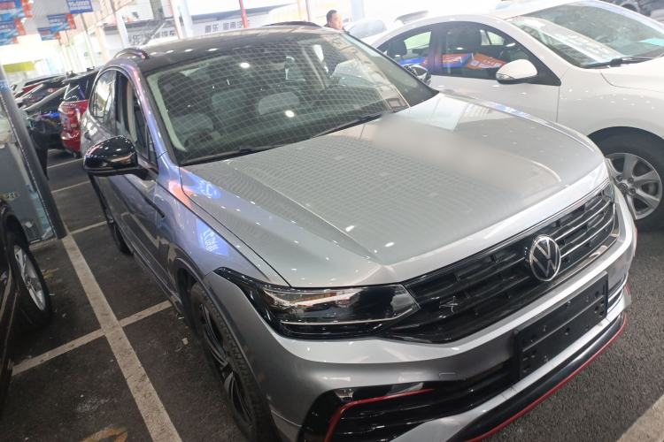 Used Volkswagen Tiguan X 2023 Revised Version 330TSI Two-Wheel-Drive Flagship Edition Front Right 45 Deg