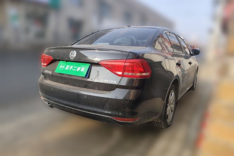 Used Volkswagen Lavida 2017 1.6L Automatic Fashion Edition
