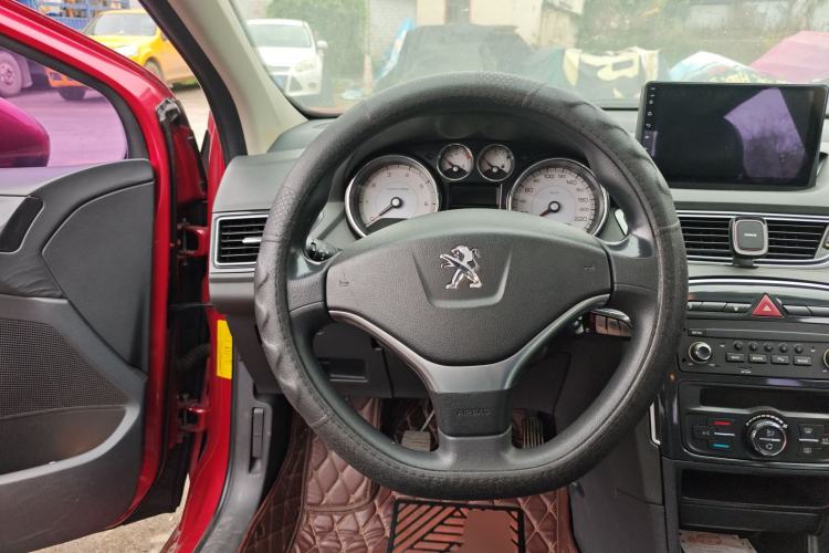 Used Peugeot 308 2012 1.6L Manual Fashion Edition Steering Wheel