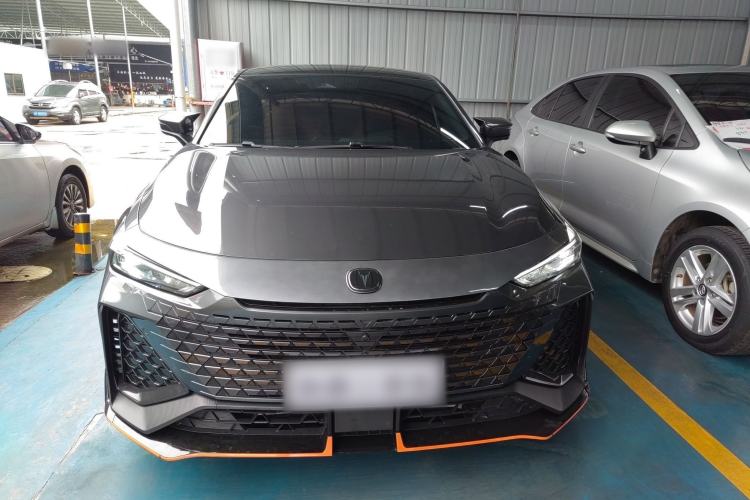 Used CHANGAN UNI-V 2024 2.0T Classic Sport Edition
