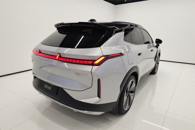 Used Lynk & Co 08 EM-P 2023 220 km Limited-Time Edition Rear Right 45 Deg