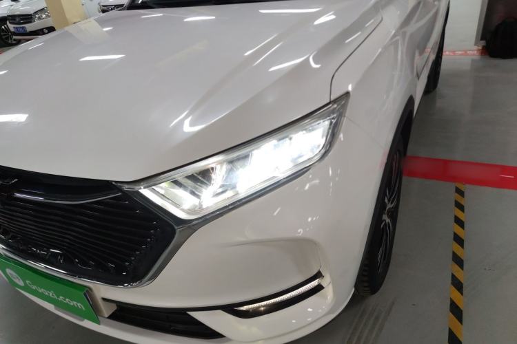 Used CHANGAN OSHAN X7 2021 1.5T Automatic Luxury Model Left Front Headlight