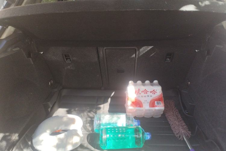 Used Volkswagen T-ROC 2020 280TSI DSG Two-Wheel Drive Comfort Version Trunk