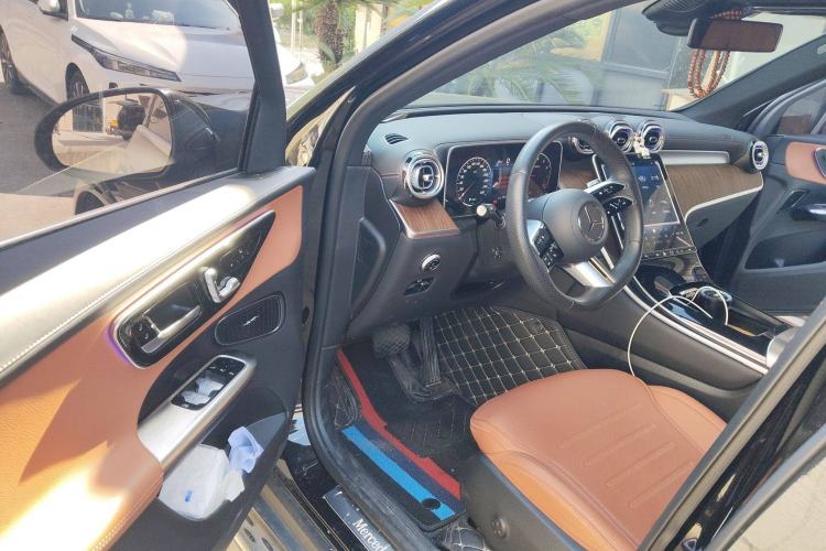 Used Mercedes-Benz GLC 2024 GLC 300 L 4MATIC Dynamic Edition 7-seater
