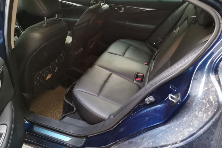 Used Infiniti Q50L 2018 2.0T Comfort Edition China VI Standard Left Rear Seat