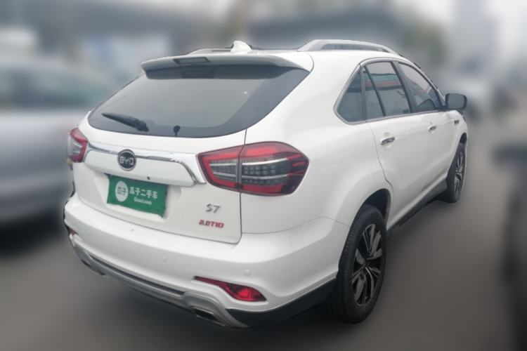 Used BYD S7 2017 2.0T Automatic Prestige Edition Rear Right 45 Deg