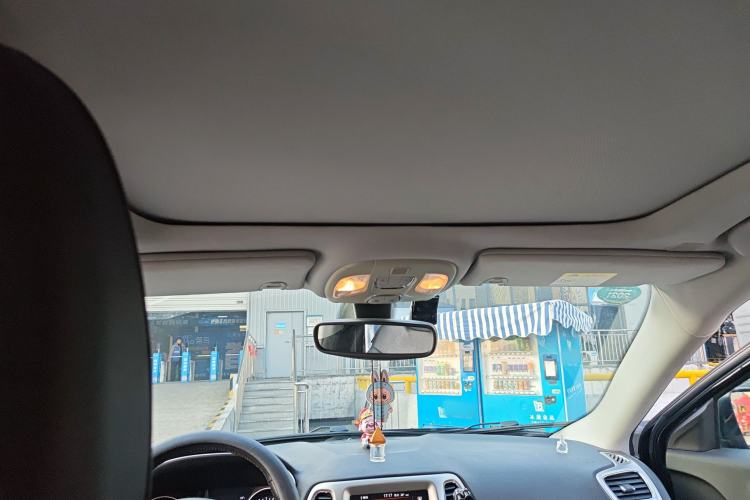 Used Jeep Compass 2017 200T Automatic Family Edition
