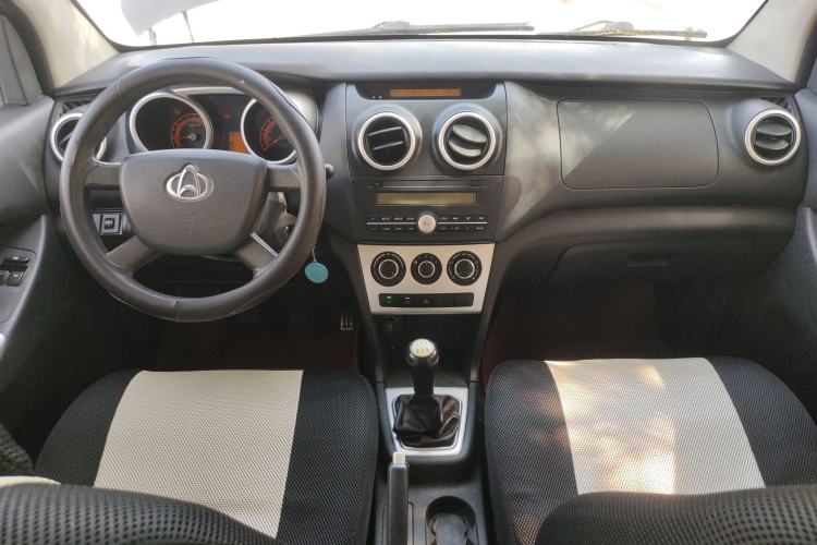 Used CHANGAN KAICHENG Ounuo S 2017 1.5L Base Version