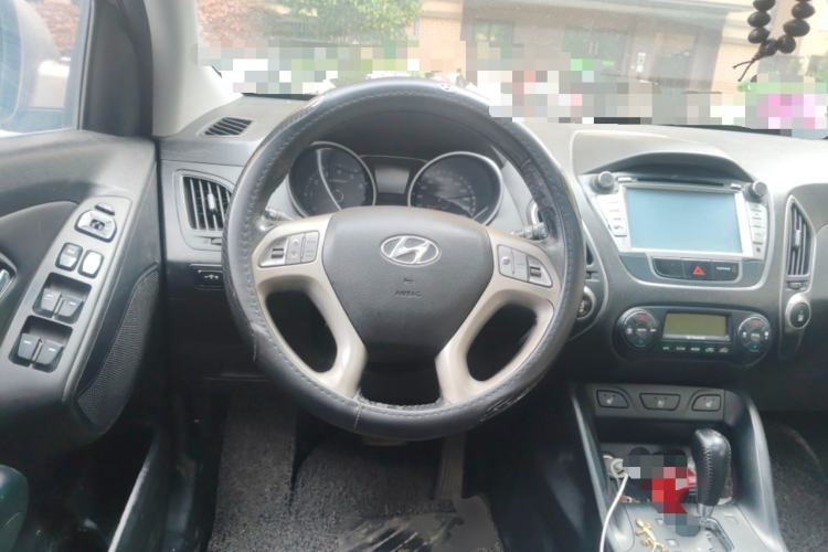 Used Hyundai ix35 2012 2.0L Automatic Two-Wheel Drive Elite Edition GLS Steering Wheel