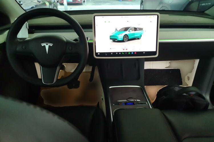 Used Tesla Model Y 2023 Rear-Wheel-Drive Version