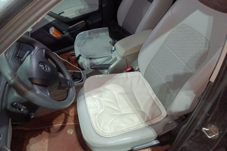 Used Skoda Rapid 2015 1.6L Automatic Smart Selection Model
