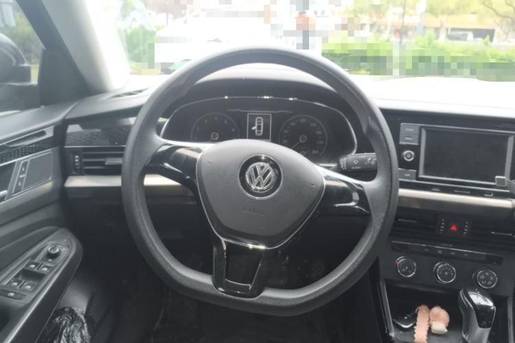 Used Volkswagen Passat 2019 280TSI Business Edition China VI