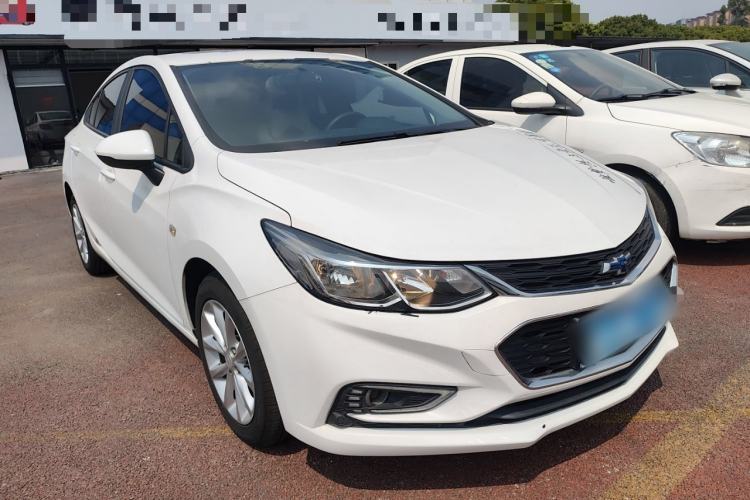 Used Chevrolet Cruze 2017 1.5L Automatic Pioneer Sunroof Edition