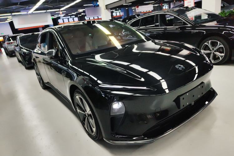 Used Nio ET5T 2024 75kWh Touring Front Right 45 Deg