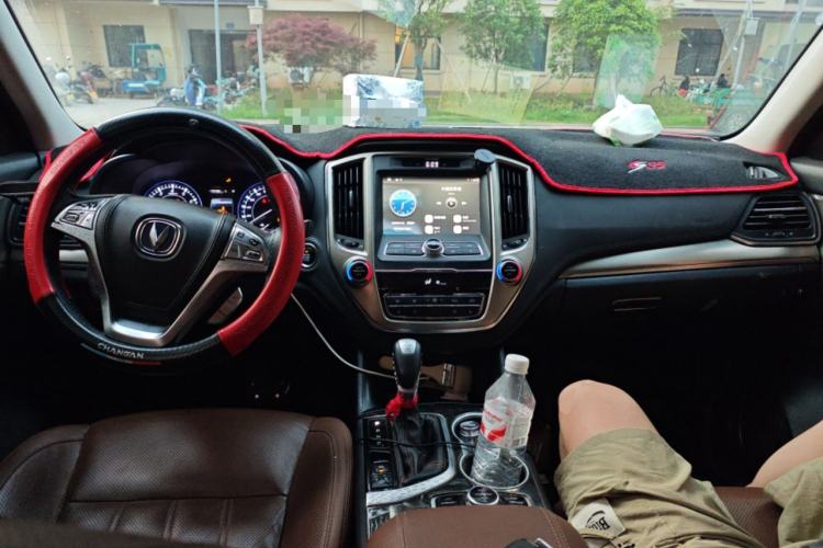 Used CHANGAN CS95 2017 2.0T Four-Wheel Drive ZhiZun Edition
