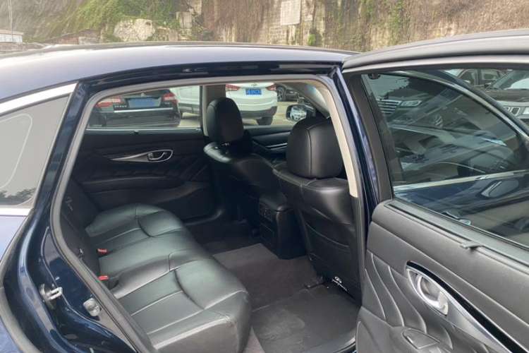 Used Infiniti Q70 2017 Q70L 2.5L Elite Edition