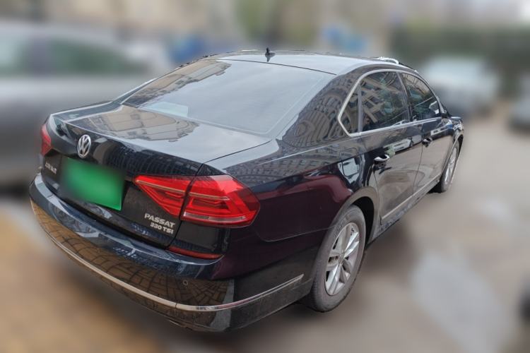 Used Volkswagen Passat 2016 330TSI DSG Luxury Edition