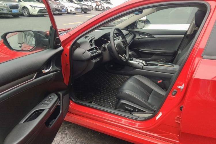 Used Honda Civic 2016 220TURBO CVT Prestige Edition Driver Seat