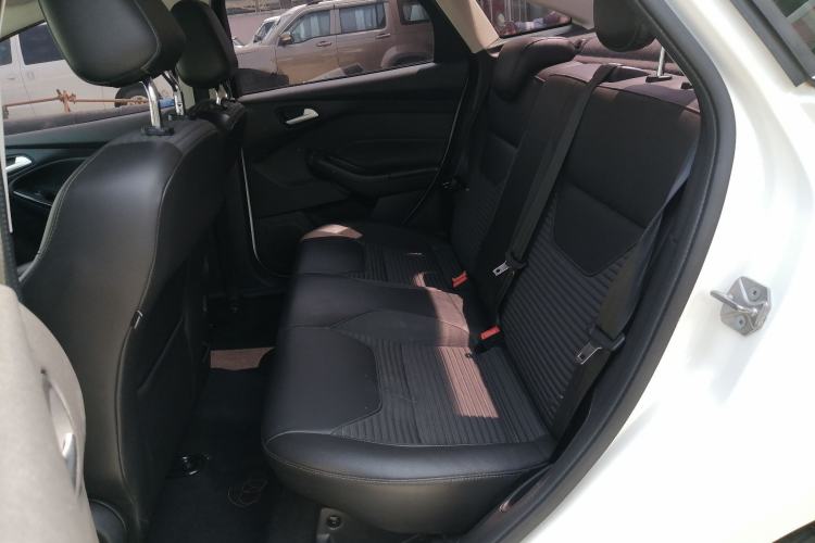 Used Ford Focus 2018 Sedan Classic 1.6L Automatic Trendy SmartDrive Edition