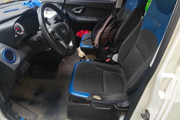 Used Foton Intelligent Blue Elf E7 2022 Standard Model 38.64 kWh Left Front Seat