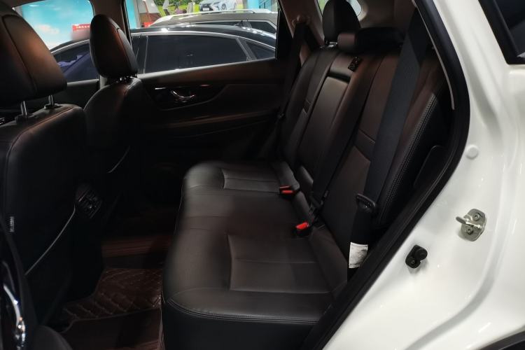 Used Nissan X-Trail 2022 2.0L Two-Wheel Drive Smart Connect & Comfort Edition Left Rear Seat