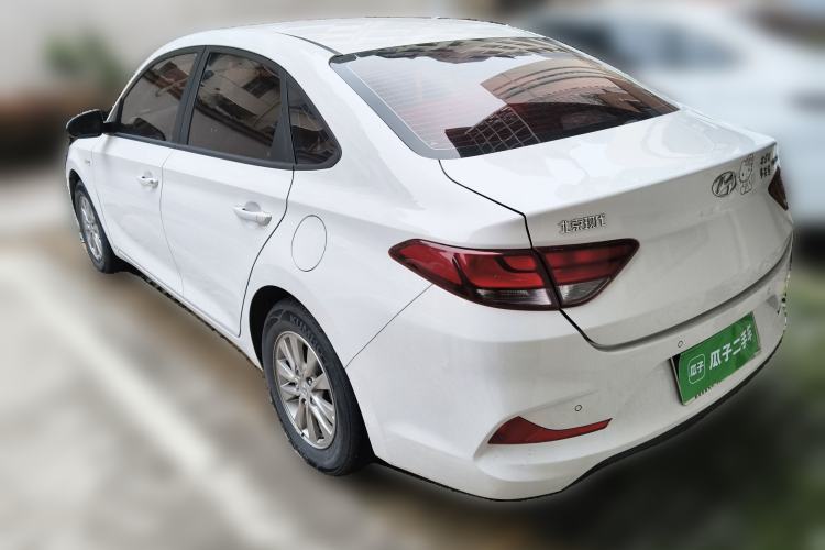 Used Hyundai Celesta 2017 1.6L Manual Enjoyment Edition GLS