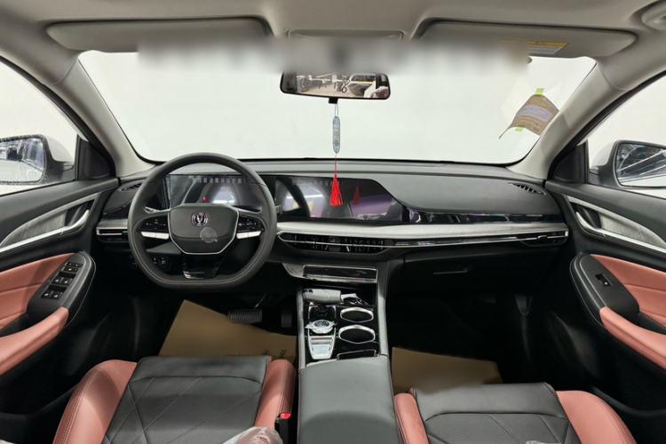 Used CHANGAN Eado 2024 PLUS Blue Whale NE 1.4T GDI DCT High-Energy Edition Interior 1