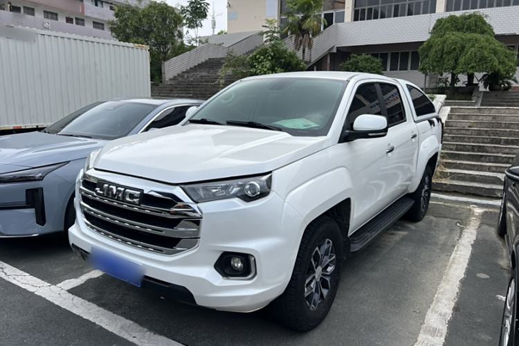 Used JMC Yuhu 7 2022 2.0T Automatic Diesel 4x4 Comfort Edition Standard Wheelbase