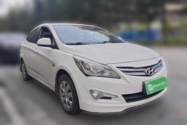 Used Hyundai Verna (older generation) 2014 1.4L Manual Smart GLS Trim