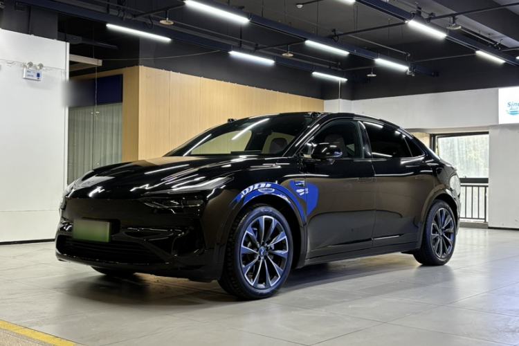 Used ONVO L60 2024 60 kWh All-Wheel Drive