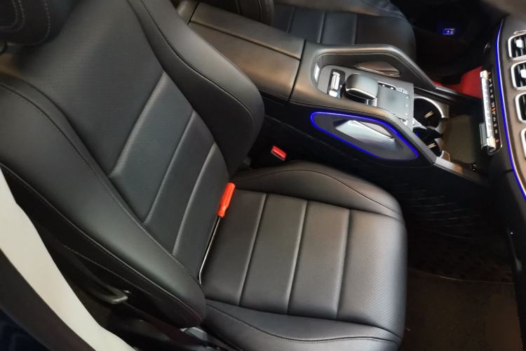 Used Mercedes-Benz GLE 2020 GLE 450 4MATIC Stylish Model Right Front Seat