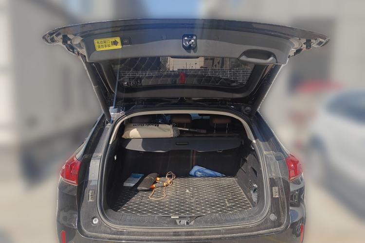 Used Wey VV5 2019 Upgraded Model 2.0T Two-Wheel Drive Ultra-Luxury Version China V Standard Trunk