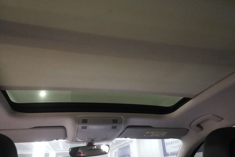 Used Volkswagen Magotan 2023 2 Million Units Limited Edition 330TSI DSG Leading Version