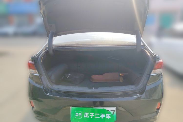 Used Hyundai Sonata Plug-in Hybrid 2018 2.0 PHS Smart Connect Version China VI Standard Trunk