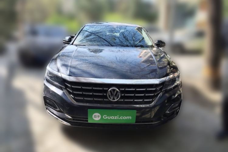 Used Volkswagen Passat 2020 330TSI Luxury Edition China VI
