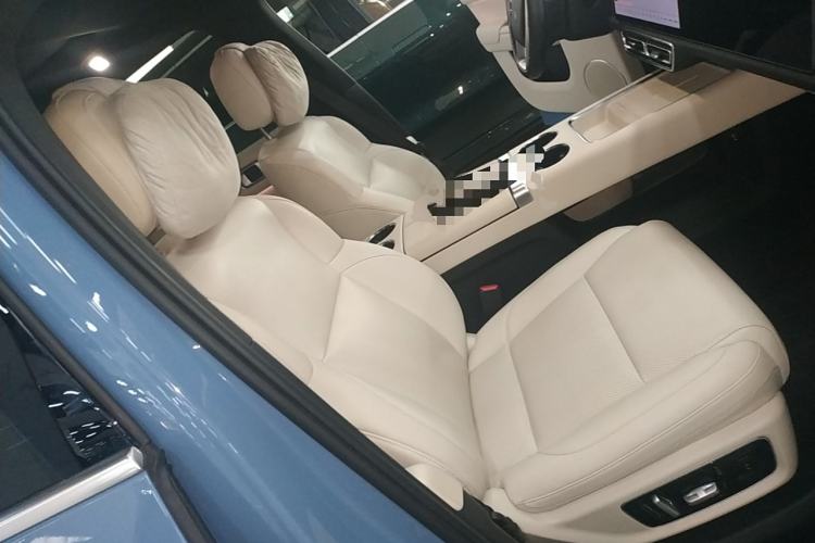 Used Li Auto L8 2023 Air model