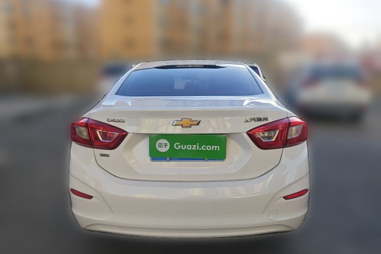 Used Chevrolet Cruze 2018 320 Automatic Pioneer Sunroof Edition